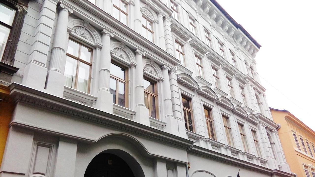 City Center Apartment With Gym & Spa Budapest Esterno foto