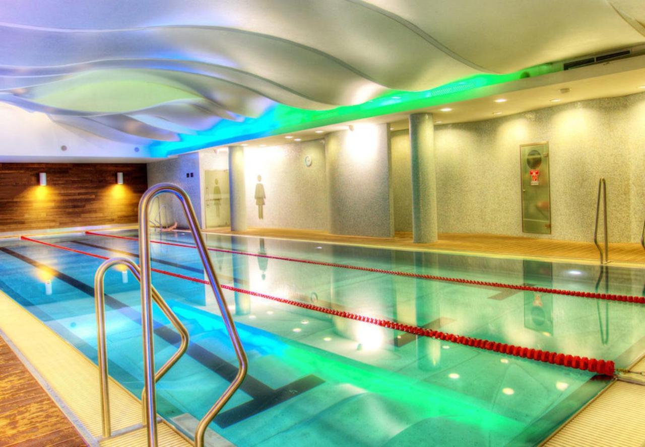 City Center Apartment With Gym & Spa Budapest Esterno foto